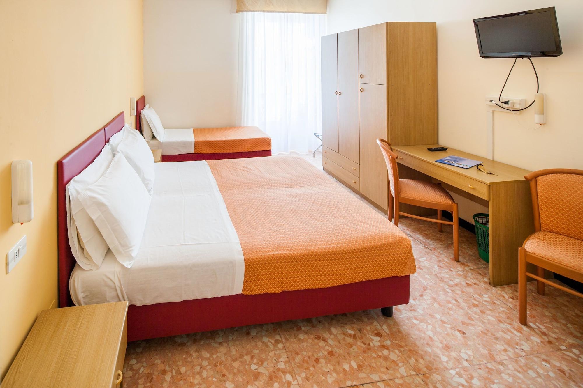 Hotel Curtis Centrale アラッシオ エクステリア 写真