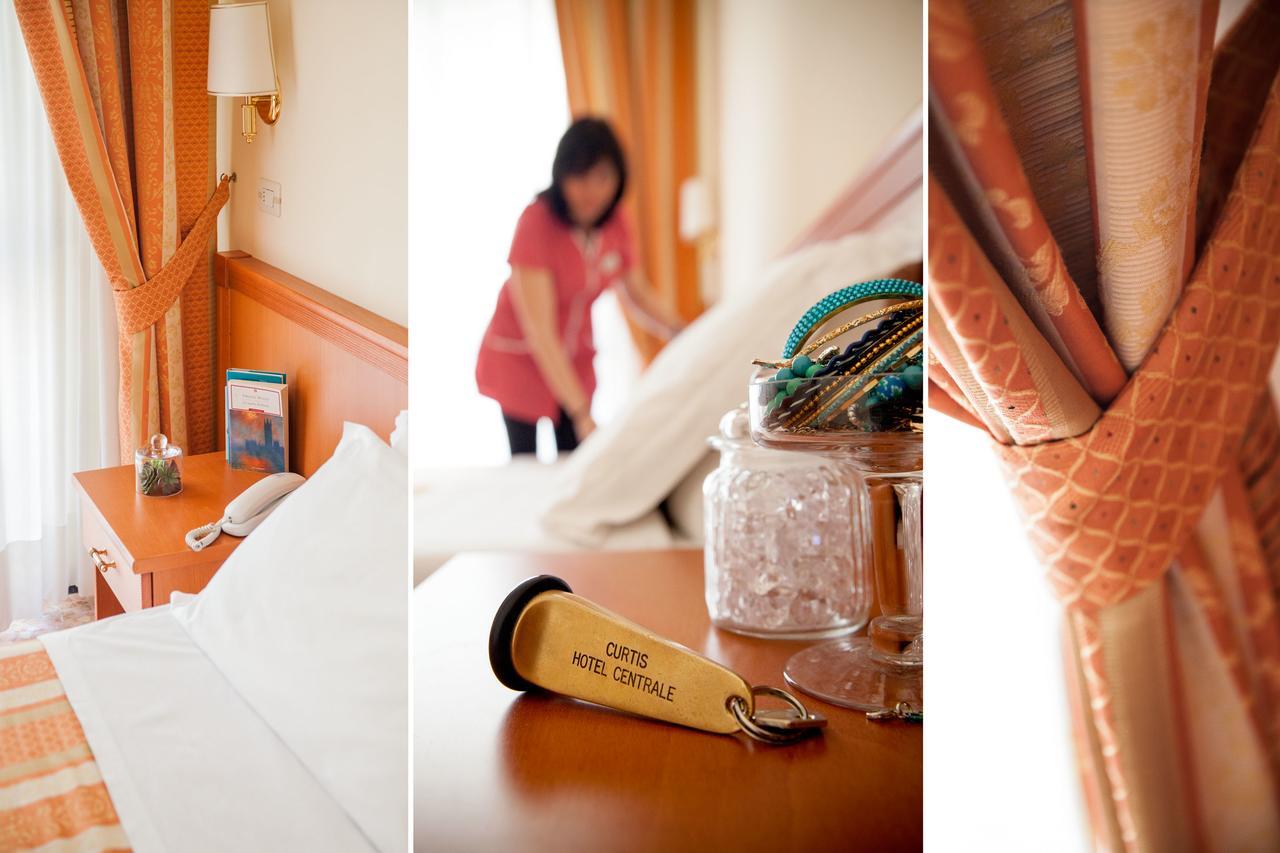 Hotel Curtis Centrale アラッシオ エクステリア 写真